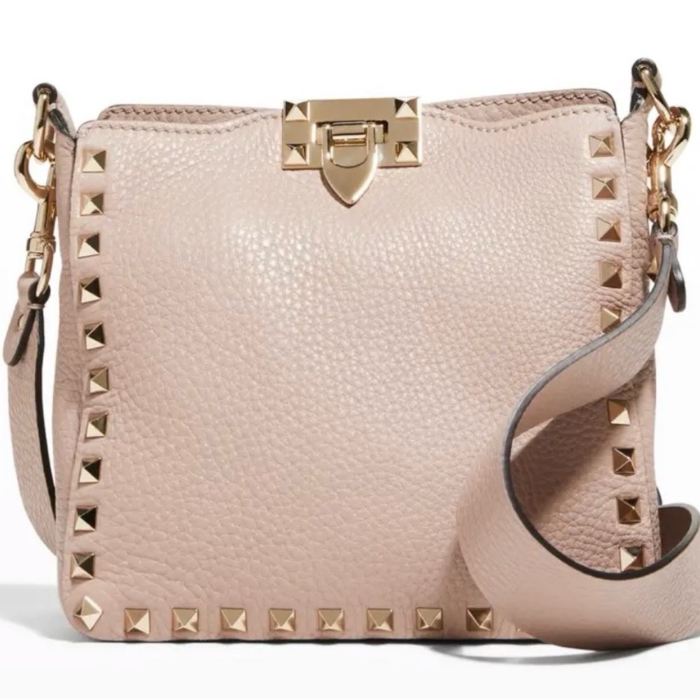 VALENTINO GARAVANI
Pebbled Calfskin ivory Rockstud Flip-Lock Messenger Bag